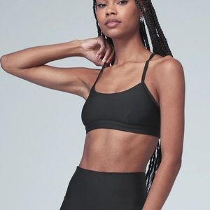 ALO Yoga airlift intrigue bra